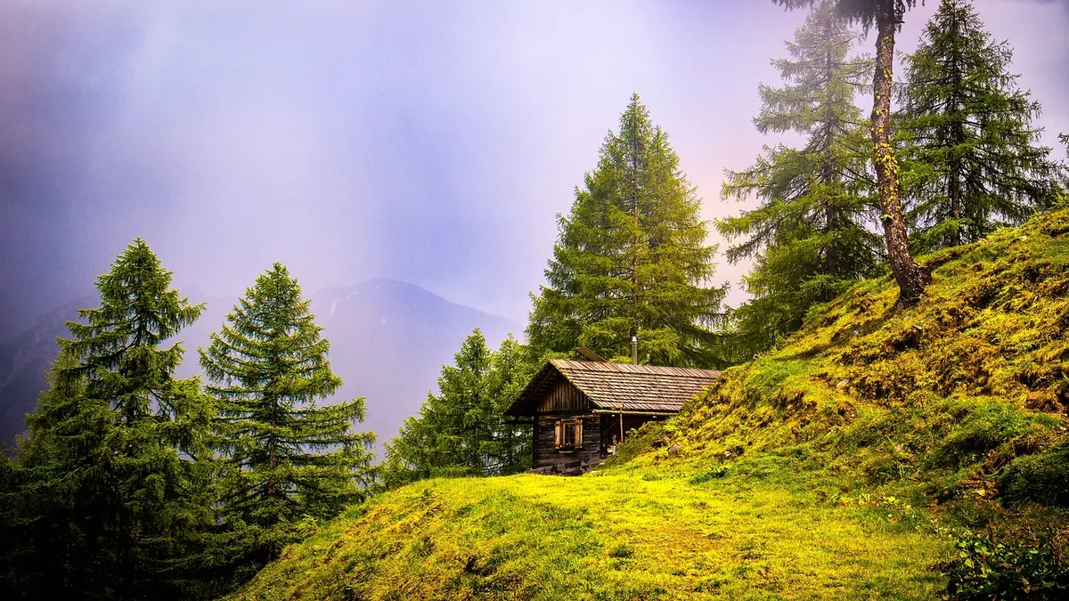 Cottage vs. Cabin: Key Differences and Which Style Fits Your Lifestyle